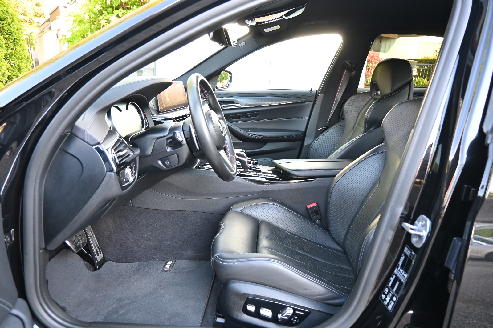 Bmw M5 COMPETITION 625hp + 80 INSTANT WINS - Image 11